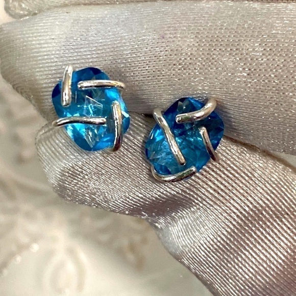 Handmade Blue Topaz Rectangular Cushion Gemstone Sterling Silver Earrings 8Ct - Picture 6 of 15